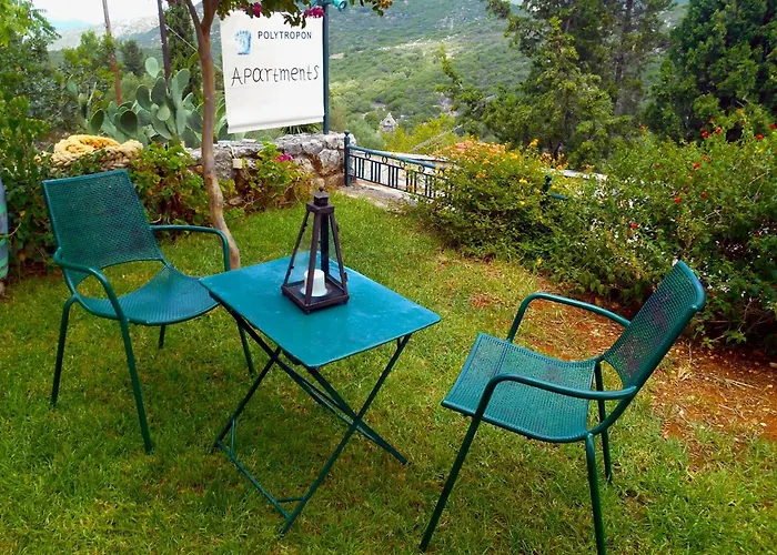 Polytropon Apartament *