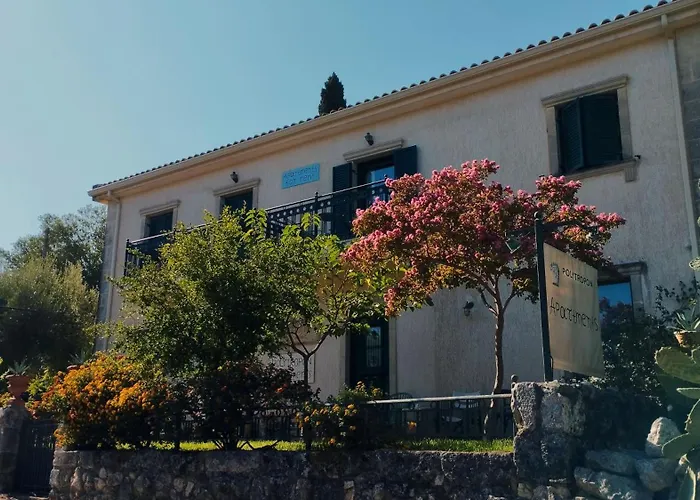 Polytropon Apartamento Kástron