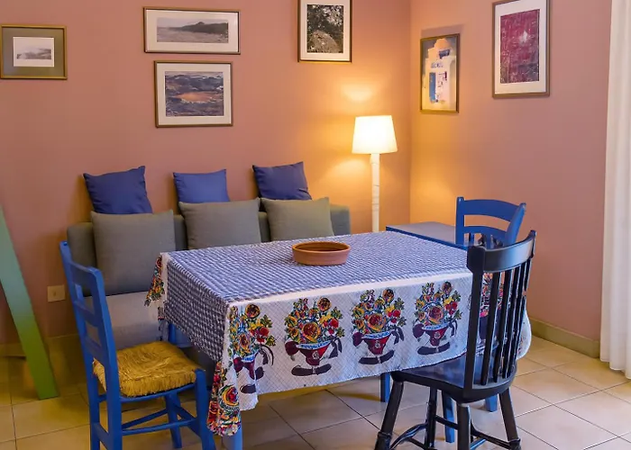 Polytropon Apartment